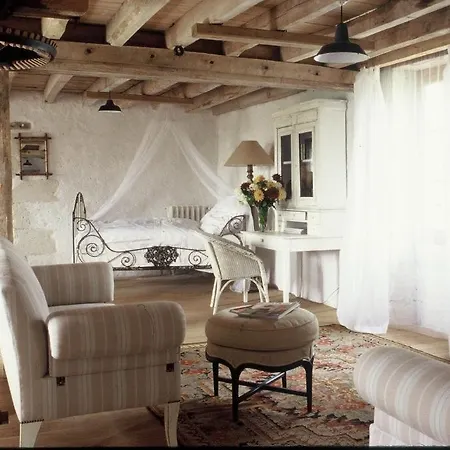 住宿加早餐酒店 Le Moulin Bregeon 里尼尔斯布顿