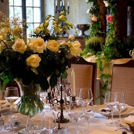 Le Moulin Bregeon Bed and breakfast
