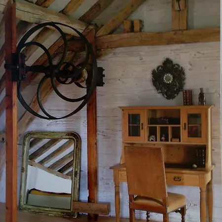 Le Moulin Bregeon Bed and breakfast