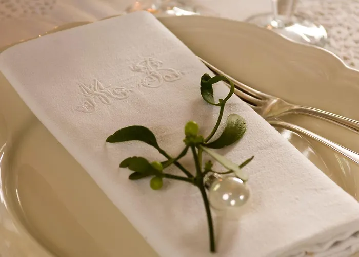 Le Moulin Bregeon Bed and Breakfast 4*