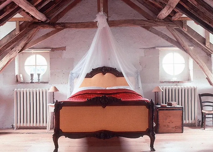 Le Moulin Bregeon Bed and Breakfast