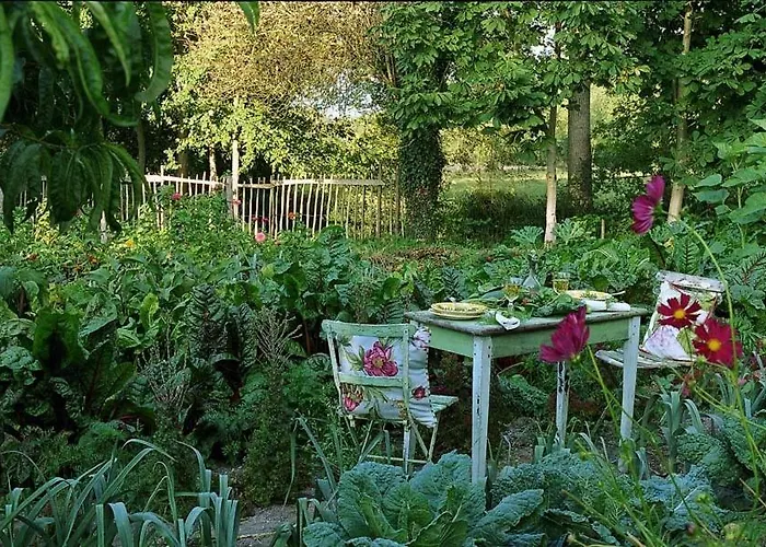 Le Moulin Bregeon Bed and Breakfast