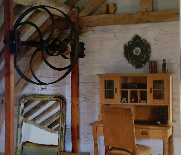 Le Moulin Bregeon Bed and Breakfast